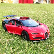 Модель автомобиля Bburago из сплава Bugatti Chiron масштаб 1:18|Наземный