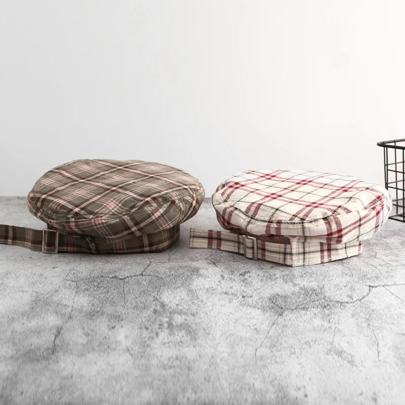 

2020 New Elegant Women Plaid Beret Mori Autumn And Winter Fashion Plaid Flat Painter Hat Beret Painter Hat Flat Cap