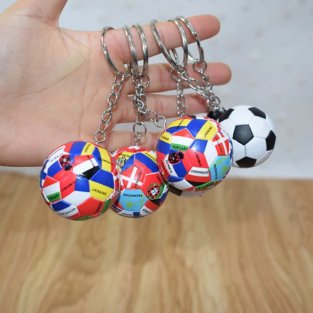 LOT PORTE CLE VINTAGE BALLON DE FOOTBALL