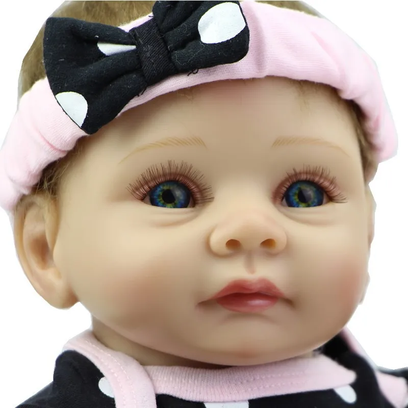 

Keiumi22-Inch Cloth Body Reborn Baby Doll Reborn Baby Soft Silicone Model Infant Hot Selling
