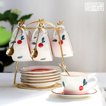 

Bone China Coffee Cups Saucer Sets Flower Ceramic Coffee Cup Gold Rim European Tea Cups Set Kubek Do Kawy Espresso Cups AC50CK