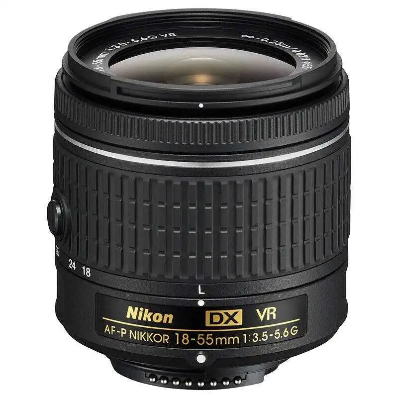 Используется объектив Nikon AF-P DX NIKKOR 18-55 мм f/3,5-5,6G для цифровых зеркальных фотокамер Nikon