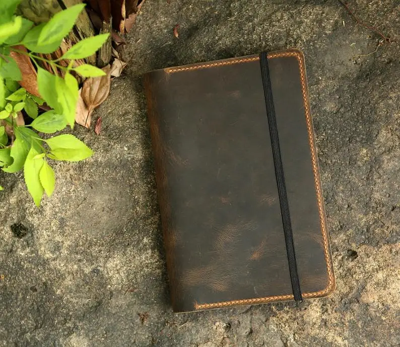 Персонализированный кожаный чехол для ноутбука Leuchtturm 1917 Medium A5/минималистичный