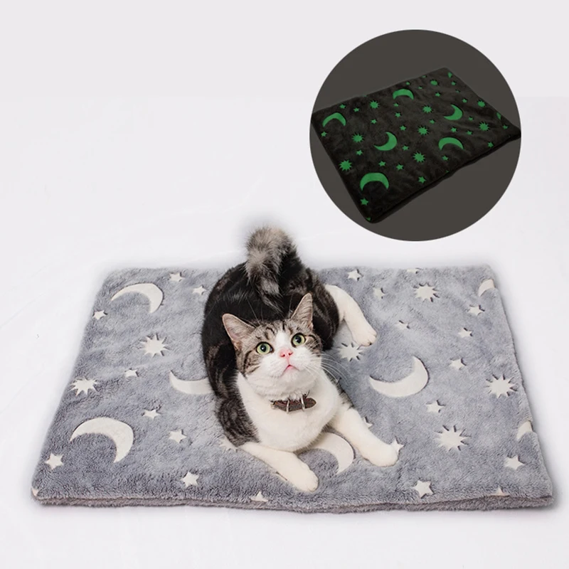 Dog Cat Bed Mats Winter Foldable Pet Cushion Warm Flannel Dog Rest Blanket Soft Sleeping Beds Cover Mat for Dogs Cats Supplies
