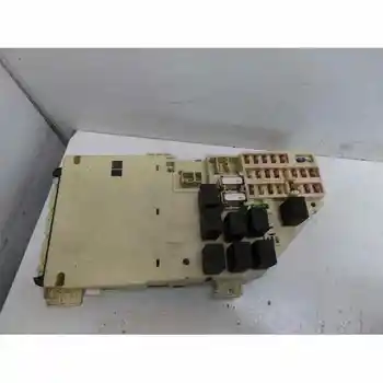 

04760228AB CASE RELAYS/FUSES CHRYSLER 300 M (LR)