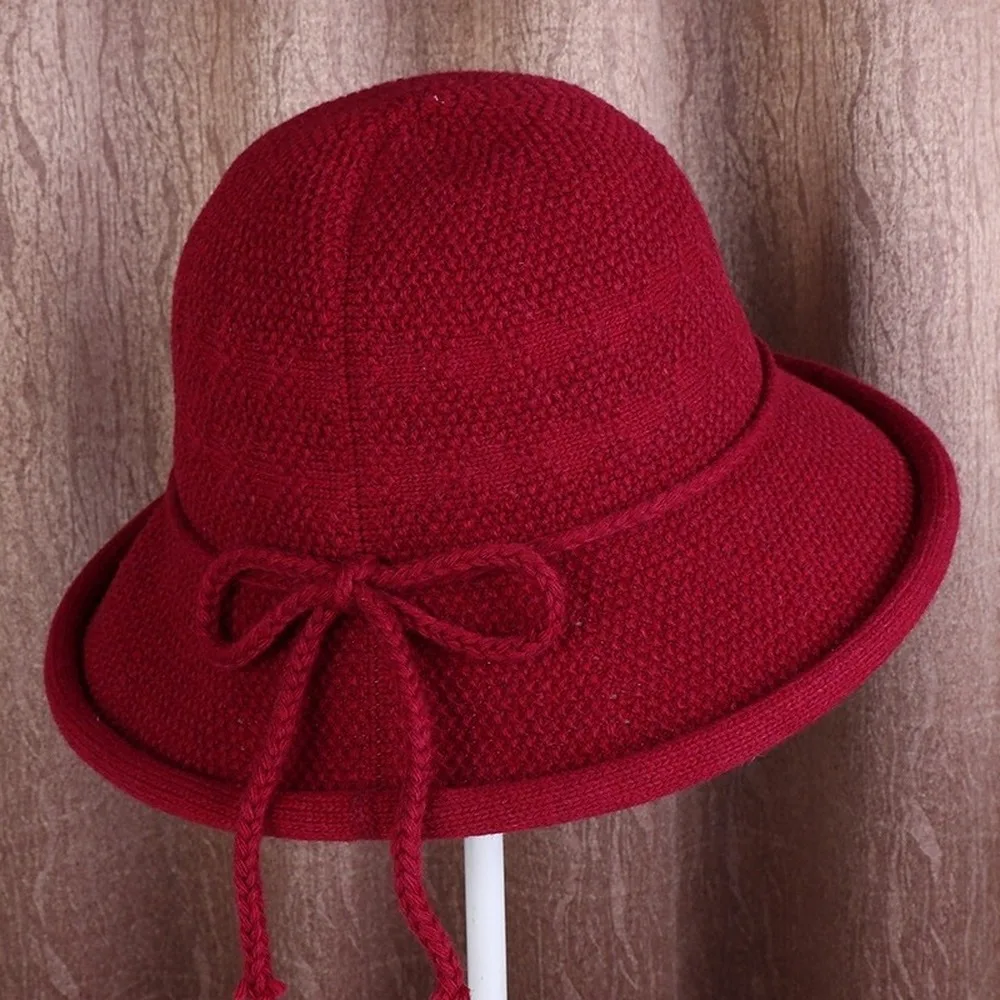 Women's Outdoor Wool Knitted Hat Crochet Warm Winter Cap - Цвет: Wine red
