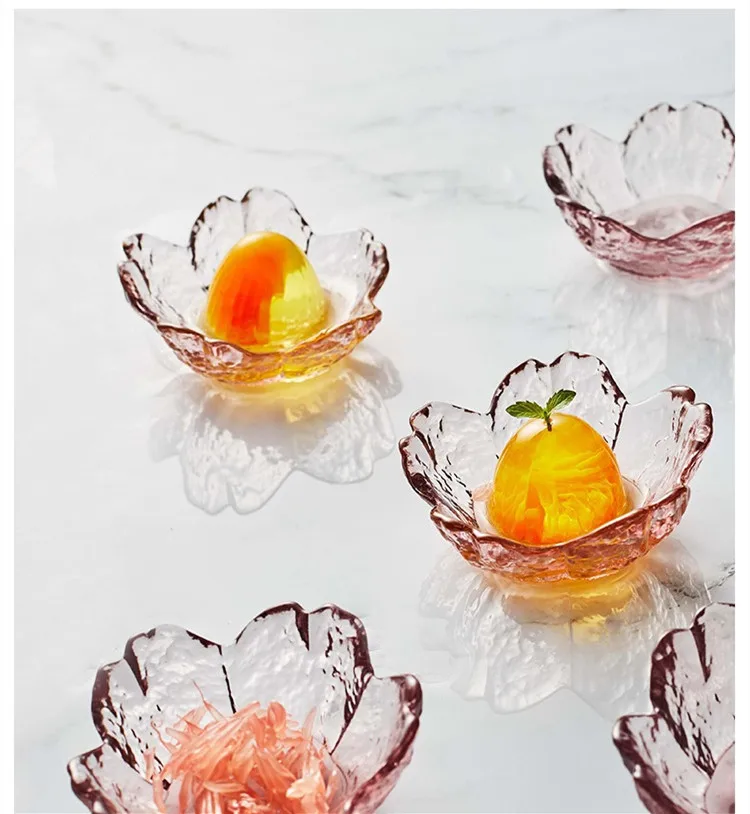 Flower Shape Plate Gold Saucer Cherry Blossom Dish Pink Petal Dish Household Sauce Dipping Dish Seasoning Dish Crystal