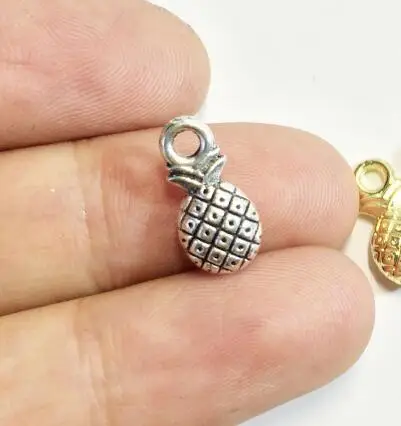 Burnished silver Eruifa 20 шт 14*7 мм 3D Симпатичный мини ананас ожерелье, серьги браслет ювелирные изделия DIY ручной работы 3 цвета - Окраска металла: Burnished silver