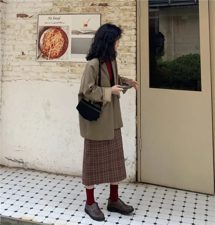 Осенняя одежда в Корейском стиле, простой свободный маленький костюм в стиле ретро, пальто с высоким воротником, однотонная верхняя одежда с длинными рукавами, высокая талия