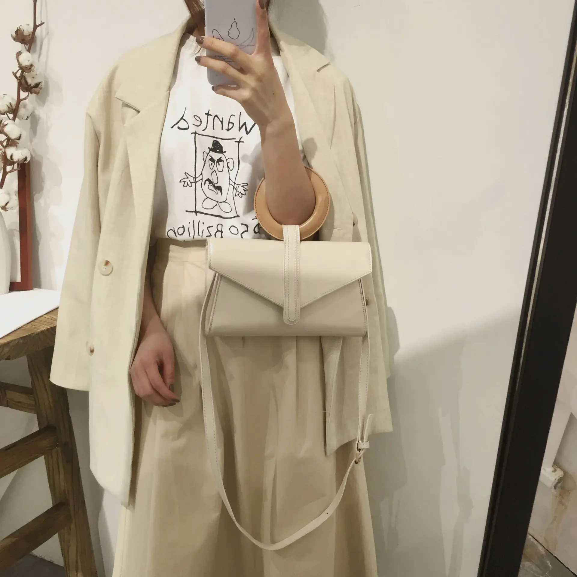 

Spring 2019 fashion ring handbag foreign style shoulder Messenger bag