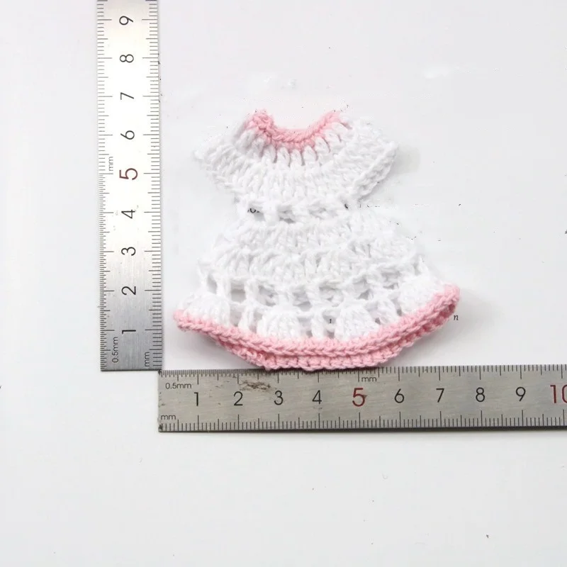 4 шт. Мини вязание одежды DIY кукла декоративные принадлежности мобильный телефон оболочки аксессуары детские декоративные шпильки для волос материал - Цвет: 05