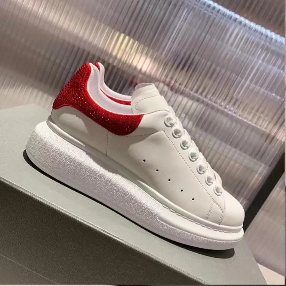 

BELLECOM Autumn 2019 New Kind of Men and Women's Same Board Shoes Dermal Increased Muffin Bottom Sports Shoes