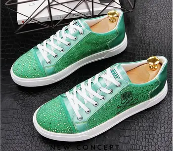 

High Quality Fashion men green skull rhinestone mixed color causal shoes loafers men driving bottom rubber anti-slip men Loafer