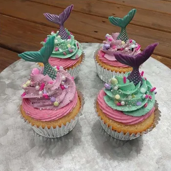 

Eco-Friendly 16 Cavities Mermaid Tails Silicone Mold Birthday Cupcake Topper Cake Decorating Tools Chocolate Candy Jelly Molds