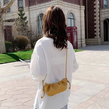 

Fashion dumpling shape shoulder bag spring new solid color pu pouch Simple Trendy Bag Messenger Bag Сумка на плечо 2020 New