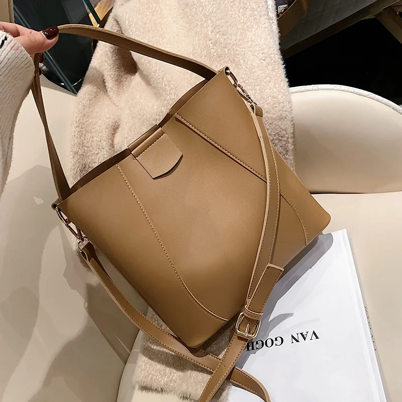 

Autumn and Winter Bucket Bag Women's Bag New Fashion Large Capacity Handbag Single Shoulder Slant Large Bag