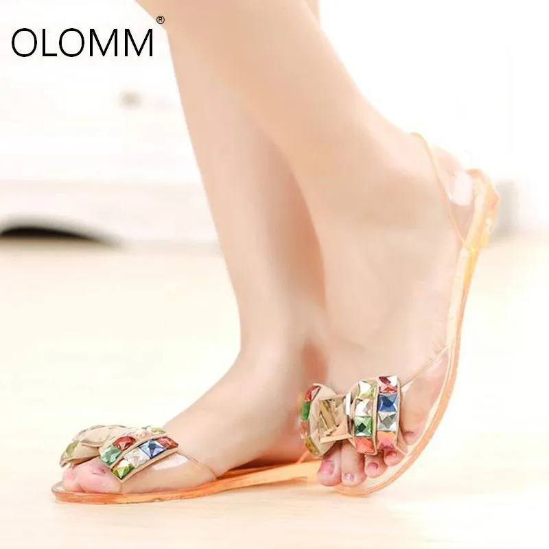 

Fashion Ladies Rhinestone Fish Mouth PVC Crystal Sandals Flat Transparent Beach Sandals Jelly Shoes Luxury Shoes Women Designers