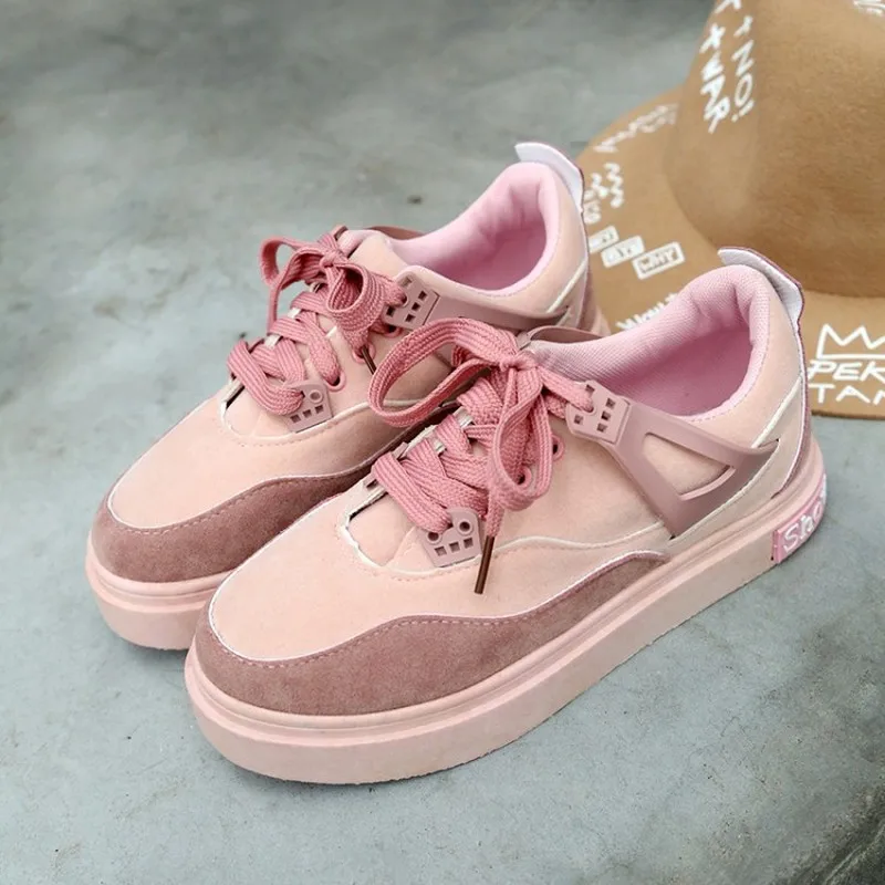 

Spring New Designer Women Cute Girl Style Comfortable Flat Heel Slip on Sneakers Wild Round Toe Rubber Soled Female Shoes K19-57