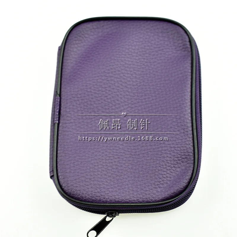 4390388376_1033709339