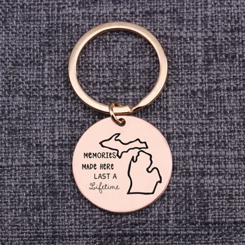 

Round Tag Cute Keychain Family Camper Travel Memory Gift Keychain Souvenir Keepsake Jewelry Lettering Key Holder Charms Key Tag