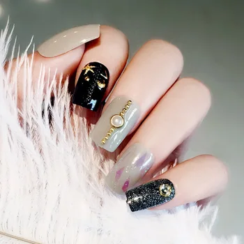 

24 Pcs Fashion Symphony False Nail Gray Black Rivet Phototherapy Fake Nail Faux Ongles with Glue nail art