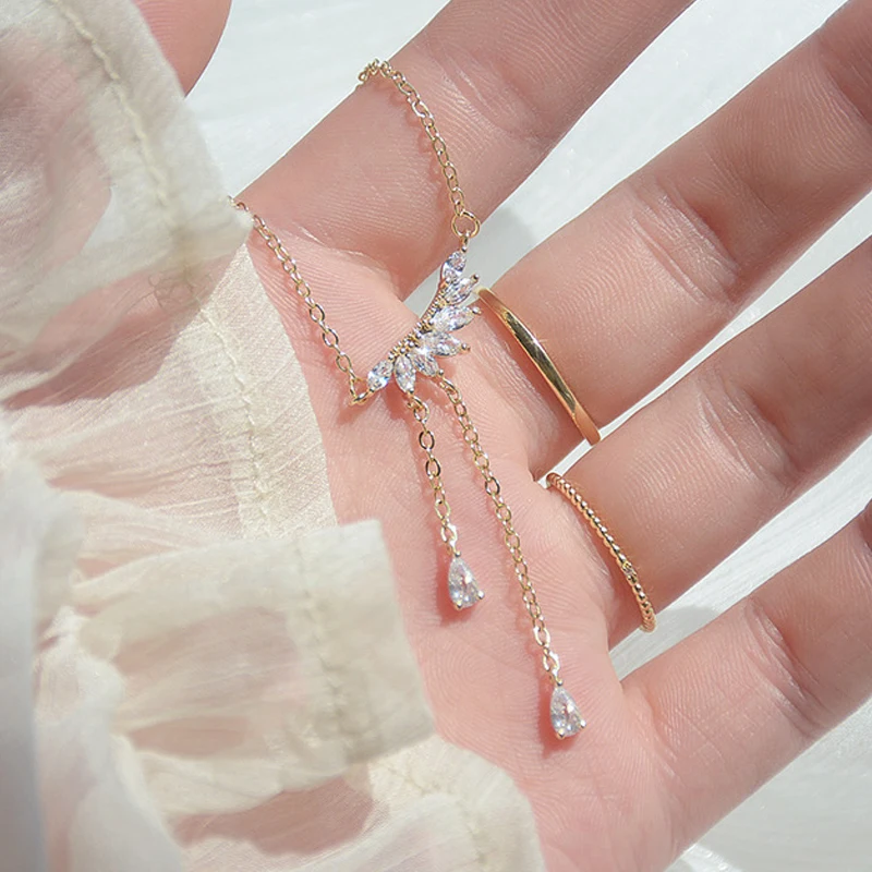 Luxury Shine Crystal Rhinestone Angel Wing CZ Necklace for Women AAA Cubic Transparent Zirconia Clavicel Chain Bijoux Pendant