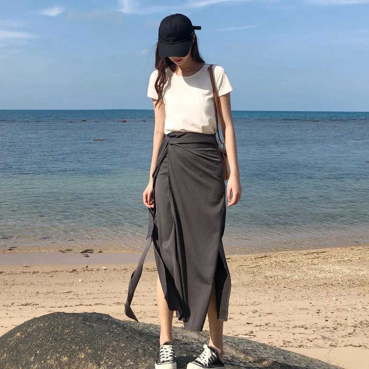 

Photo Shoot INS Funeral of Clothes Laziness-Style Gray Waist Hugging Slim Fit Lace-up Slit Skirt Short Sleeve T-shirt WOMEN'S Su