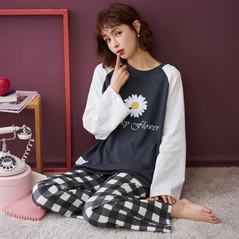 

Women Pajamas Set Lovely Floral Printed Sleepwear Set Loose Nightwear New Fashion Home Suits Pijama Feminino Wholesale