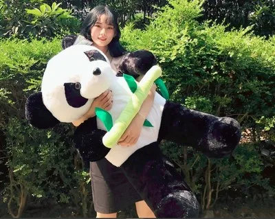 Cute Simulation Animal Panda Plush Toy Giant Soft Bamboo Panda Doll Hug Pillow for Children Birthday Gift Decoration 39inch 100cm (5)