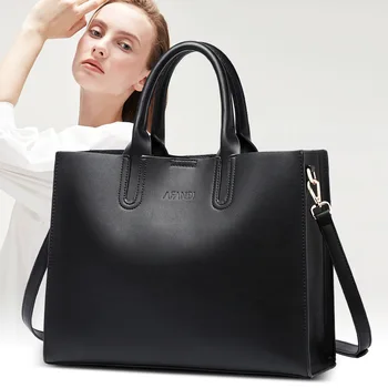 

2020 new solid color handbag shoulder messenger bag