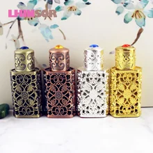 4pcs/lot 3ml Antiqued Metal Perfume Bottle Arab Style Essential Oils Bottle Container Alloy Royal Glass Bottles Wedding Gift 4pcs/lot 3ml Antiqued Metal Perfume Bottle Arab Style Essential Oils Bottle Container Alloy Royal Glass Bottles Wedding Gift