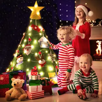 

Felt Christmas Tree Set 3D DIY 18Pcs Xmas Hanging Ornaments Xmas Gifts for Kids New Year Christmas Decorations Toddlers Gifts
