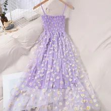 

2022 New Women Dress Daisy Mesh Yarn Spaghetti Strap Summer French Style Pleated Slim Wasit Retro Sweet Leisure Vacation Dress