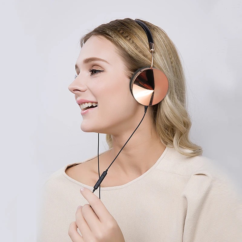 Liboer-Beautiful-Headphones-Dynamic-Headband-Rose-Gold-Headphones-with-Mic-Wired-Headset-for-Mobile-Phone-On (2)