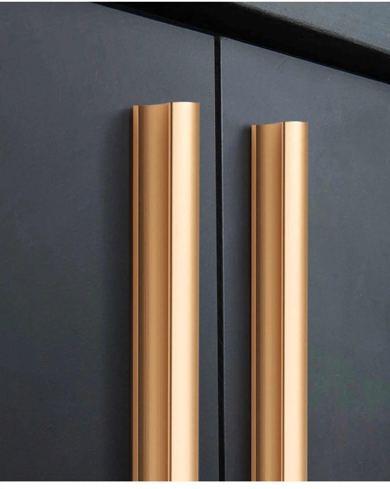 H73c3be05a1aa46f390b551a08084f258a.jpg?width=1533&height=1920&hash=3453