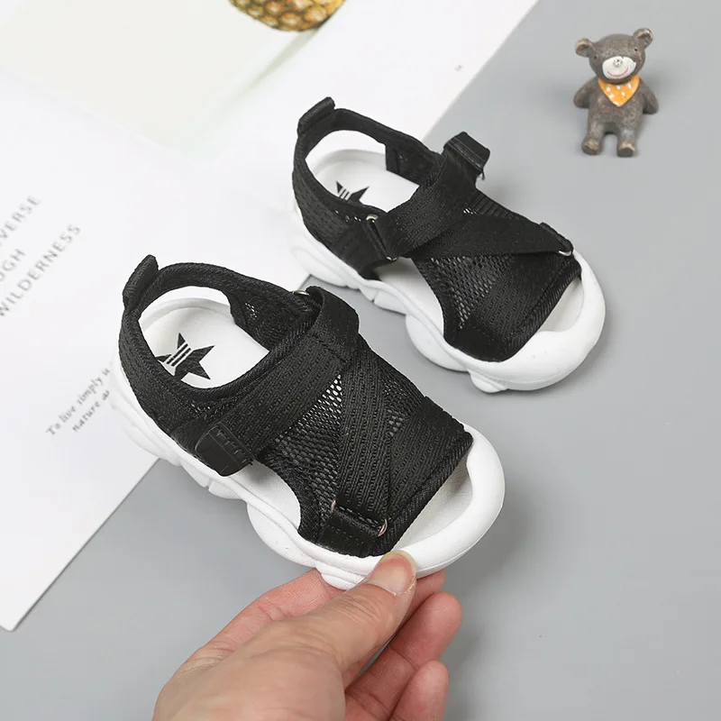Claladoudou 12-16CM Kids Sandals Mesh Breathable Baby Girls Hollow Pure Sandals Closed Toe Infant Party Soft Flats Walkers