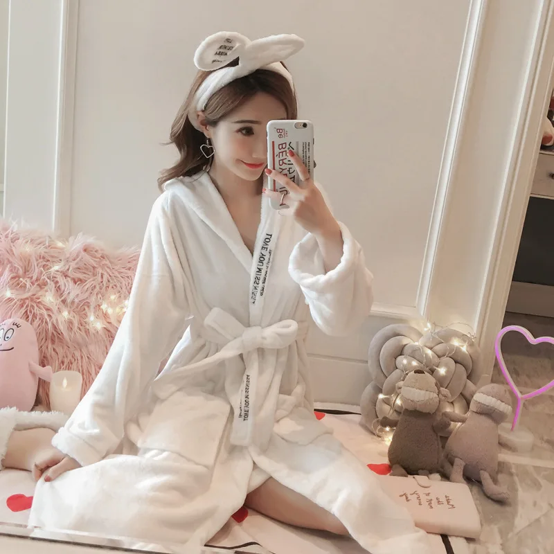 

Kee Shing 2-Color Hooded Nightgown 300g Thick X-long Super Soft Flannel Pajamas (Sent with Video