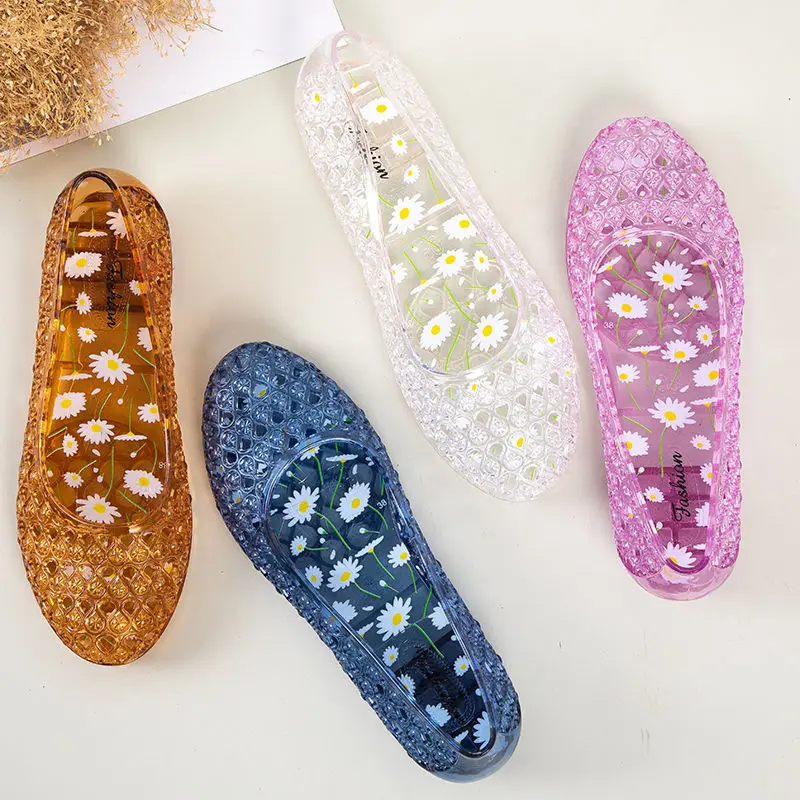 Women Sandals Soft Sole Slippers Comfortable Sandals New sandals slippers crystal sandals female bird's nest Baotou breathable soft bottom home mother V213