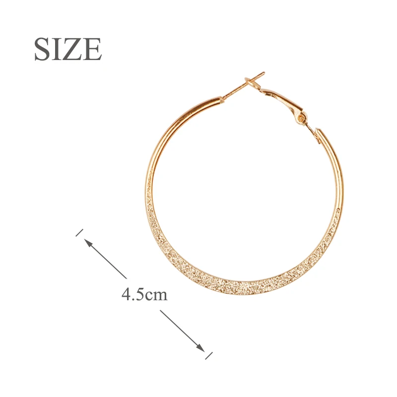 Hoop earring (2)