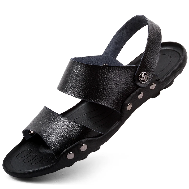 Two wear new leather summer men's leather casual beach light fashion outdoor comfortable sandals and slippers large size