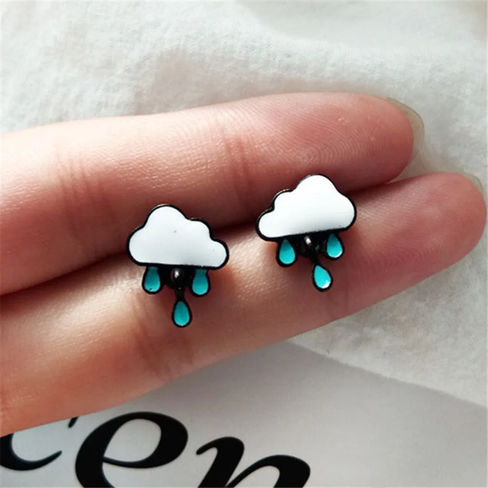 

Women's Earrings Simple Cartoon Hand-Polished Earrings Female Models White Clouds Blue Earrings Women's Jewelry