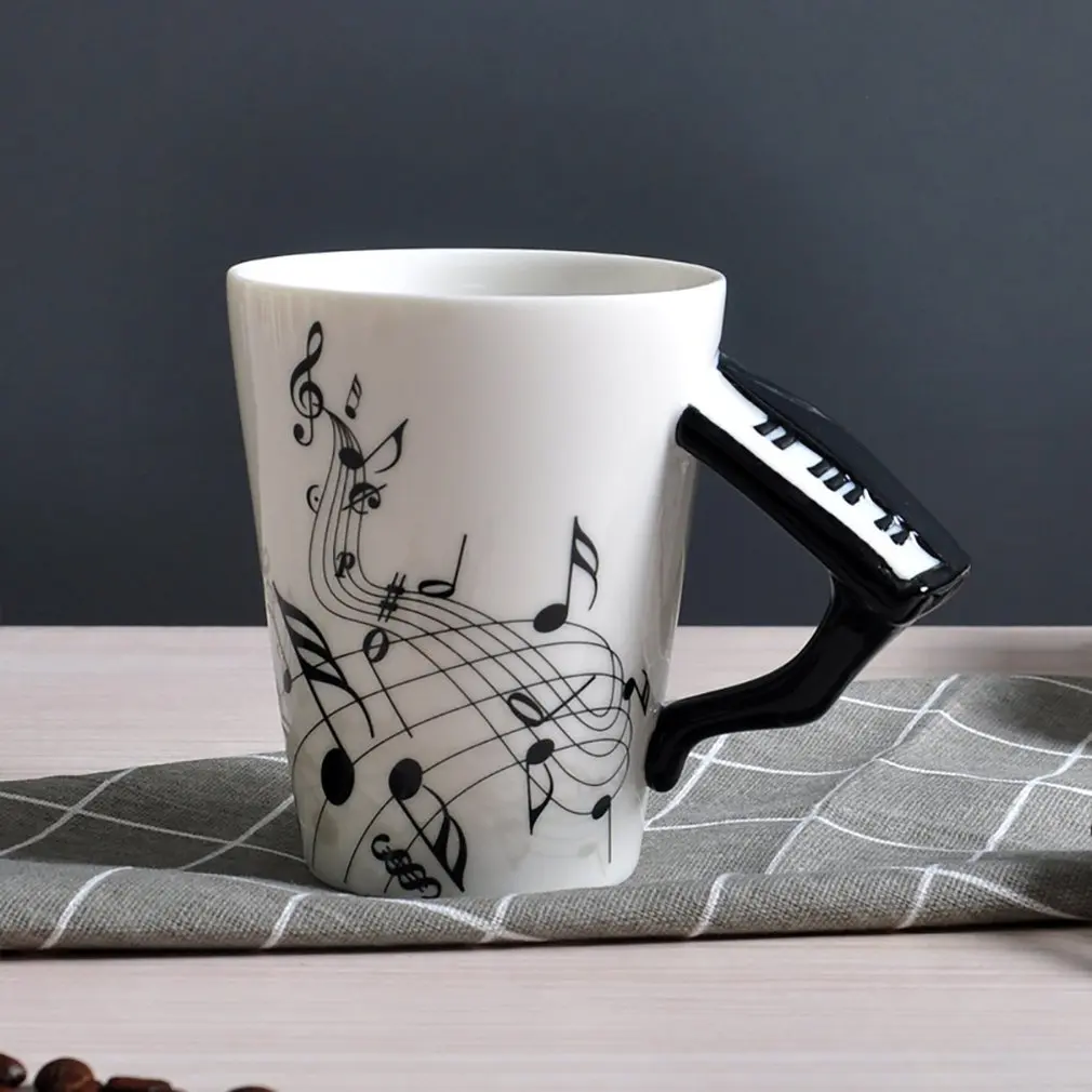 Гитара/скрипка форма Ручка чашка искусство керамическая кружка музыкальный инструмент примечание стиль Кофе Молоко Рождественский подарок домашний офис посуда для напитков