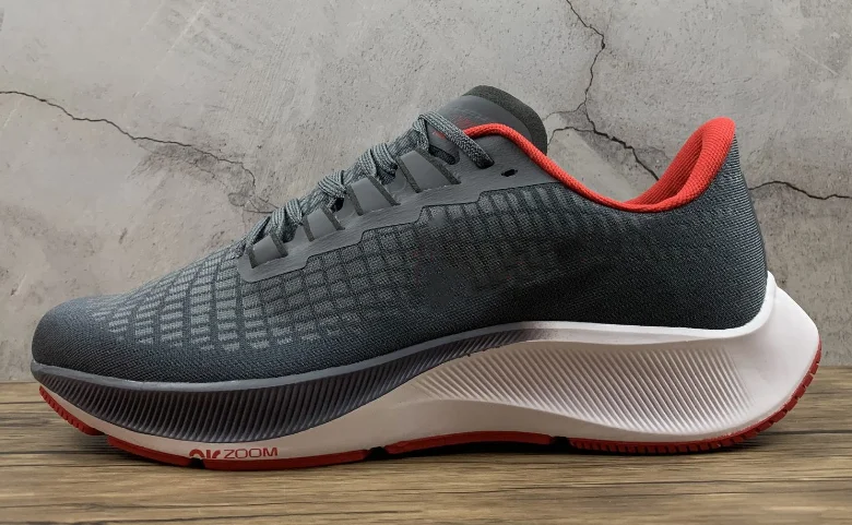 ZOOM PEGASUS 37 Moon Landing 37 generación, zapatillas para correr acolchadas y transpirables, novedad de 2021
