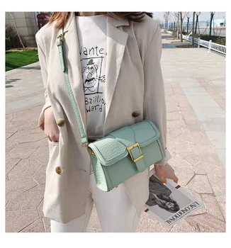 

2020 new Korean version of crocodile pattern shoulder bag fashion shoulder square buckle messenger small square bag
