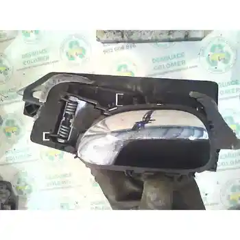 

2321226 handle Inner Front Right Peugeot 307 Saloon (s2) 1.6 Hdi
