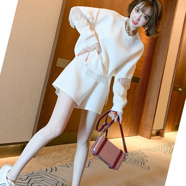 

2020 Autumn Women's Causal OL Commute Tassel Perspective Stitching Split Swing Sweater Oversize High Waist Shorts Set Female