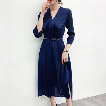 Plus Size Dress Midi 2020 Spring Women's V-Neck Three Quarter Sleeves Elastic Loose Miyake Pleated Split Dress Mid-Calf Length
Plus Size Dress Midi 2020 Spring Women's V-Neck Three Quarter Sleeves Elastic Loose Miyake Pleated Split Dress Mid-Calf Length