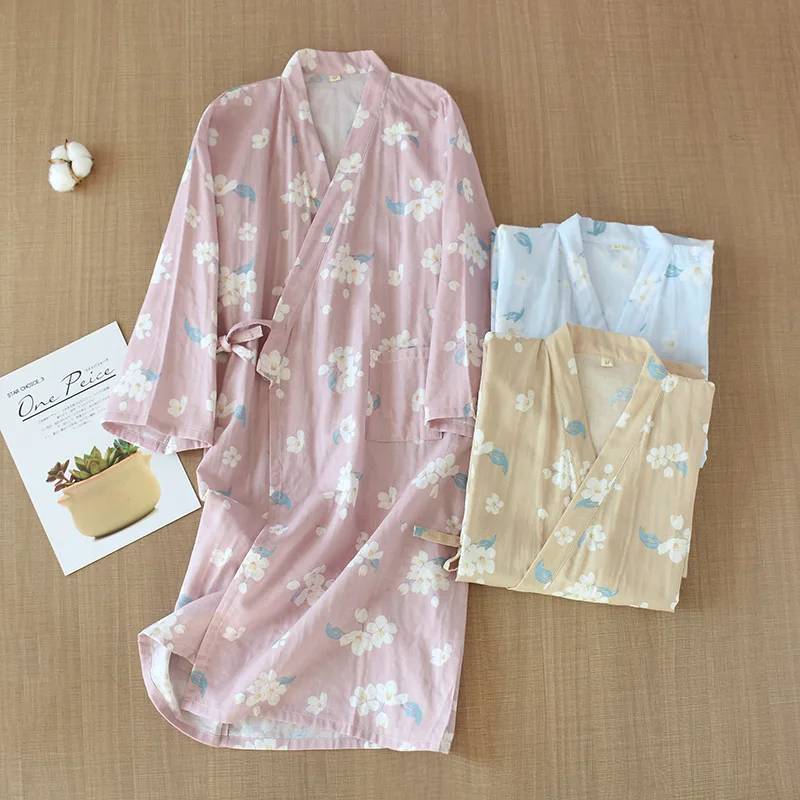 Japanese kimono bathrobe ladies spring and autumn new cotton gauze robe