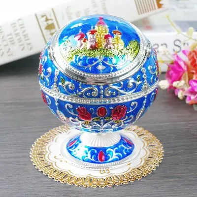 Porcelain Высокое качество европейский античный Глобус Тип пепельница Орел рисунок олова сплав украшения дома и офиса - Цвет: Porcelain