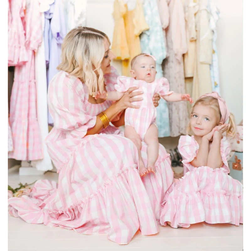 Summe Mother Daughter Matching Dresses Pink Grid Spring Family Look Mommy and Me Clothes Outfits Mom Mum Baby Women Girls Dress